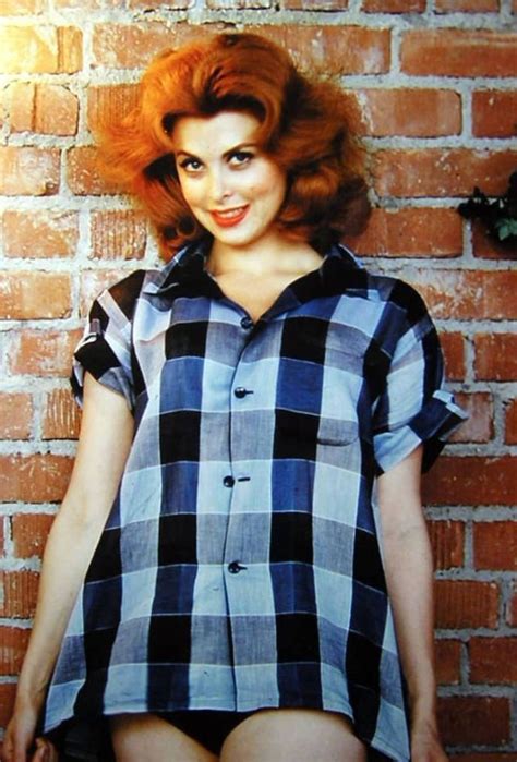 38 Stunning Color Photos of Tina Louise in the 1960s